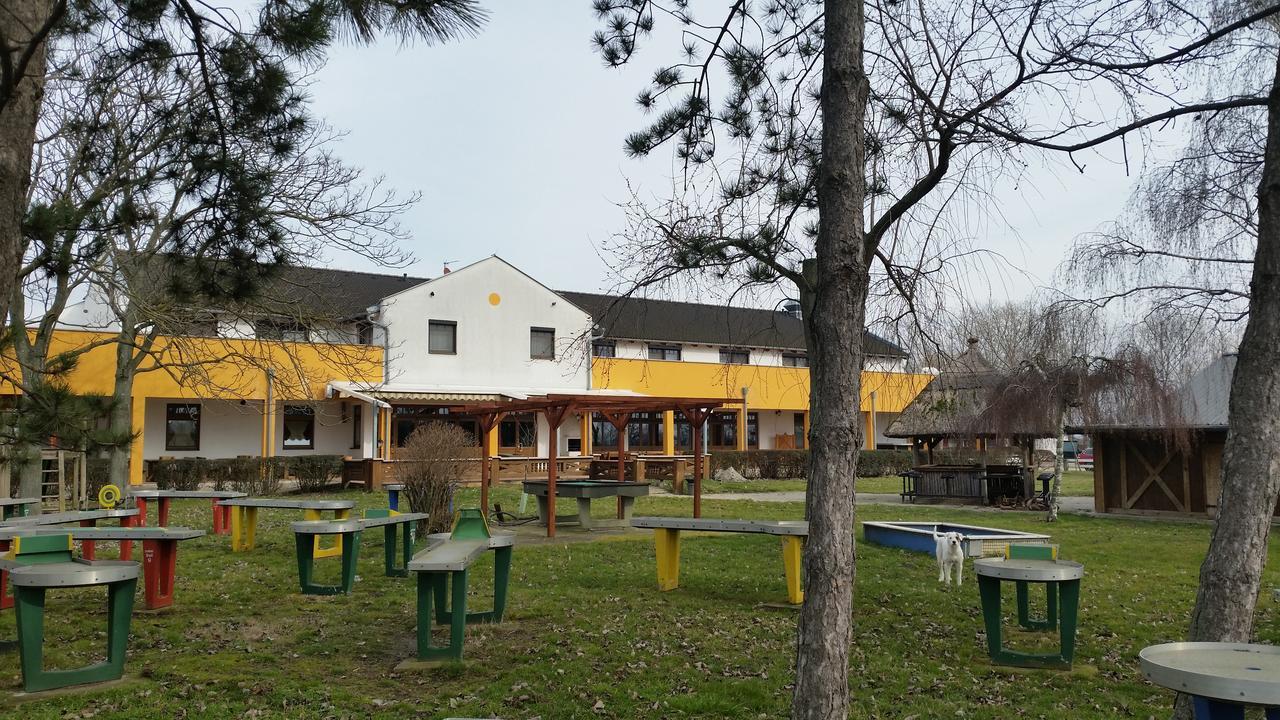 Georgshof Hotel Podersdorf am See Exterior foto